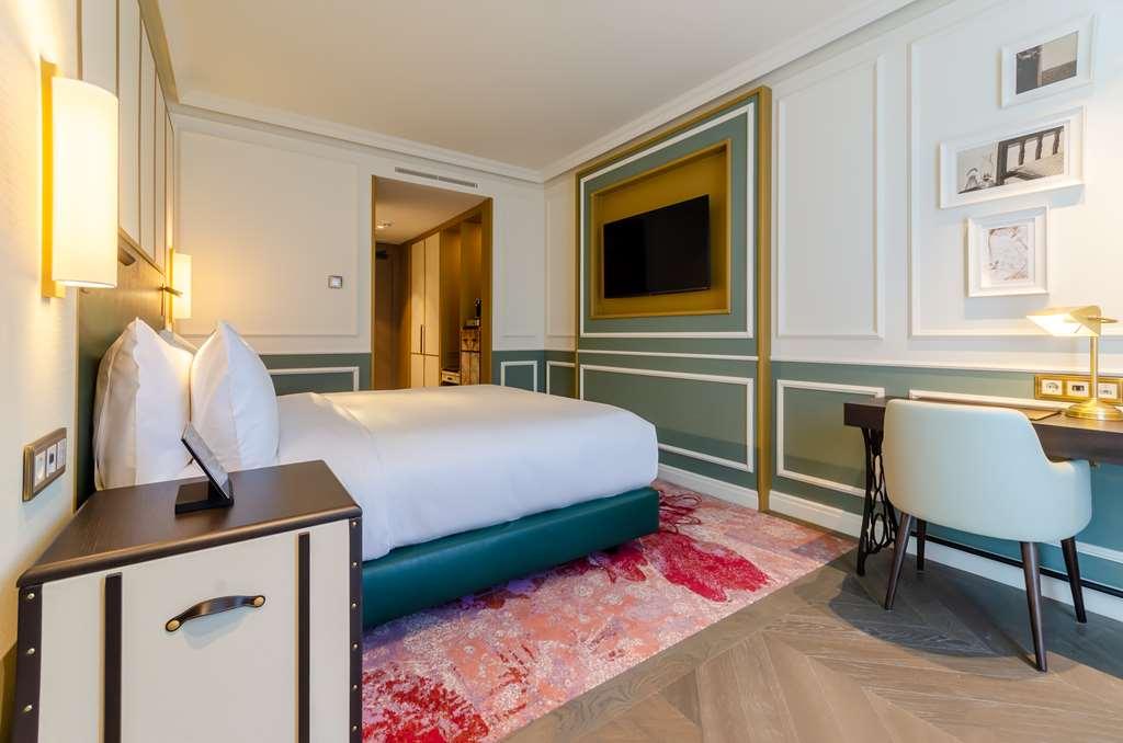 The Emerald House - Curio Collection By Hilton Lisbon