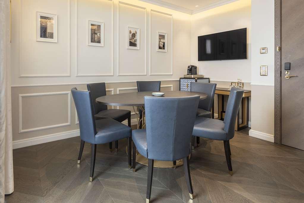 Hotel The Emerald House - Curio Collection By Hilton Lisbon