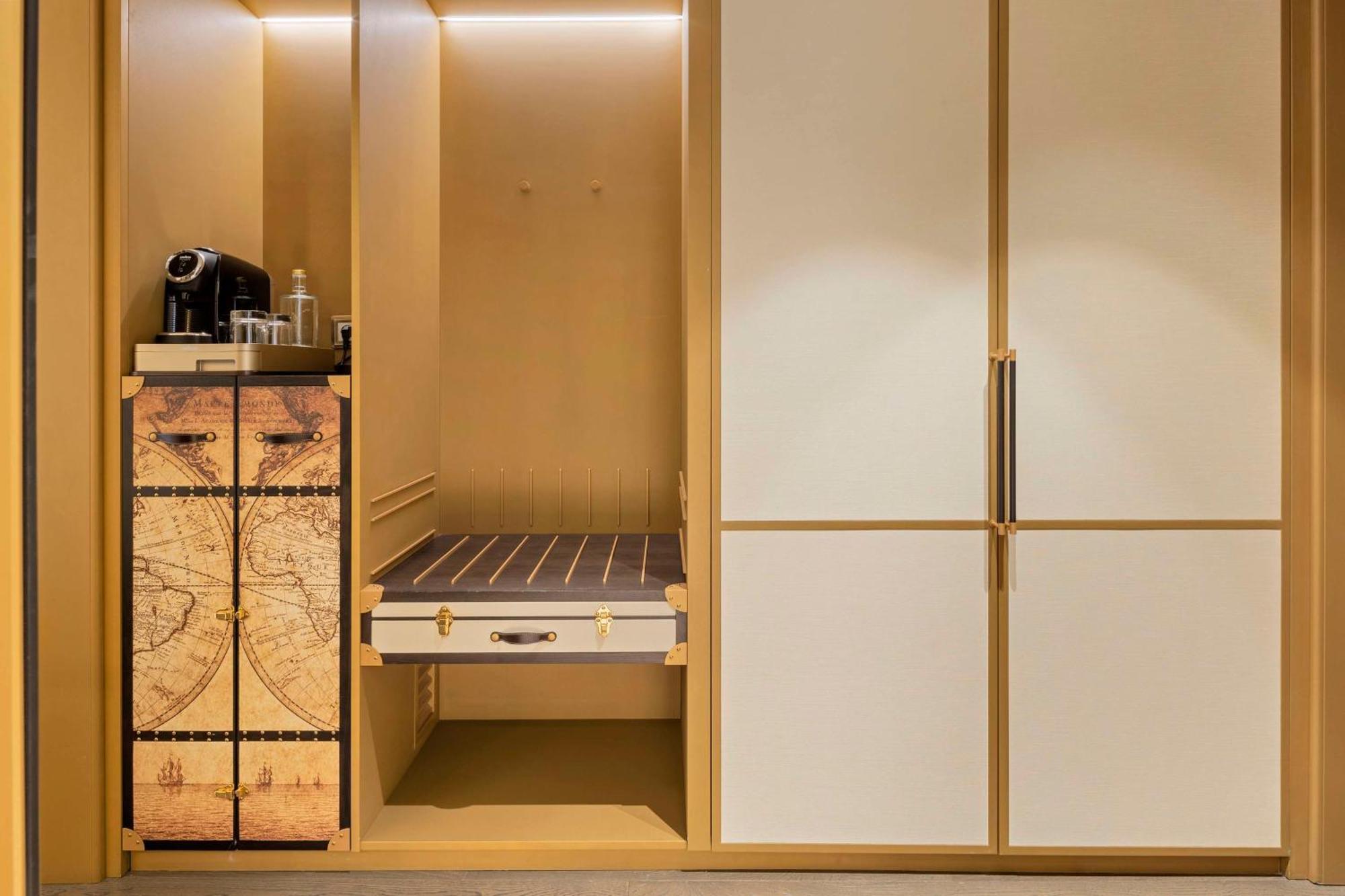 The Emerald House - Curio Collection By Hilton Hotel Lisbon
